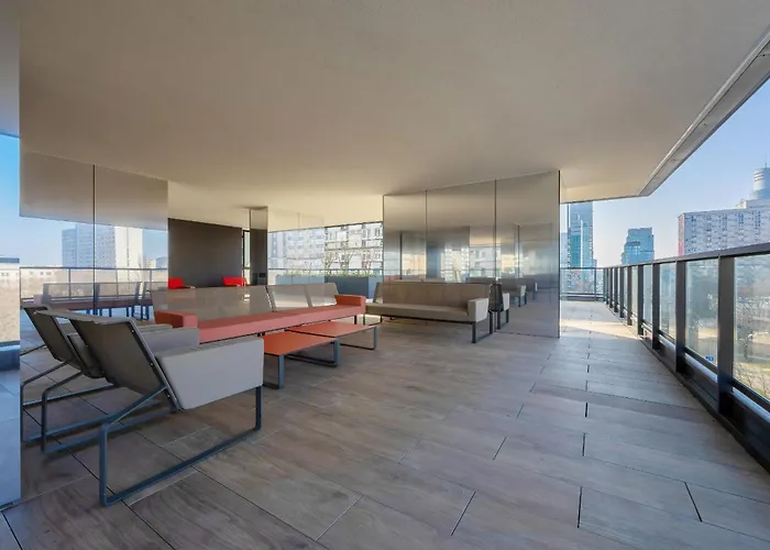 Elegant Apartment In The Heart Of The Capital By Renters Prestige